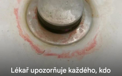 Ten narůžovělý pruh ve sprše by mohl skrývat skutečné nebezpečí, varuje lékař.