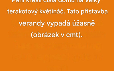 Dáma kreslí čísla domů na velký terakotový květináč. Tato vylepšená veranda vypadá úžasně.