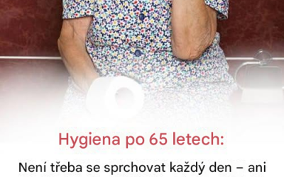 Proč může každodenní sprchování po 65 letech nadělat více škody než užitku
